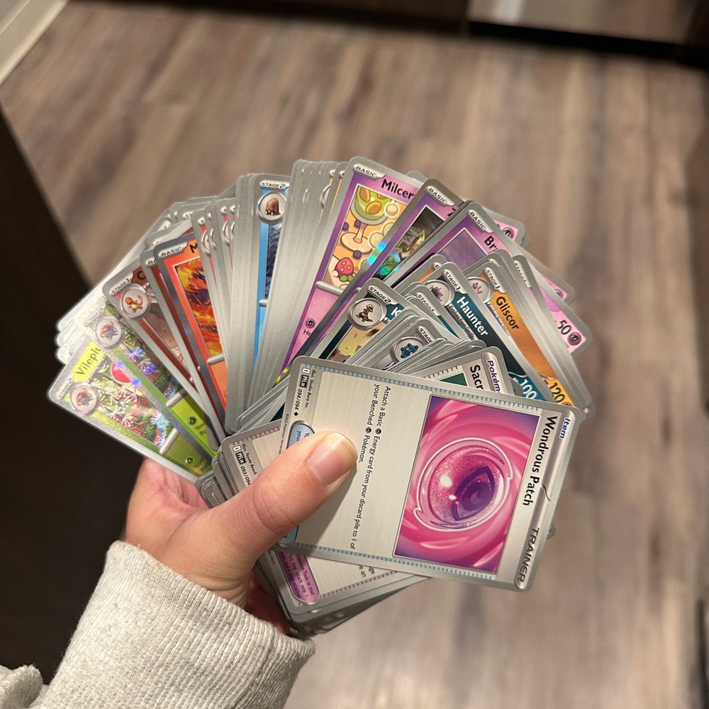 Pokemon Phantasmal Flames Cards